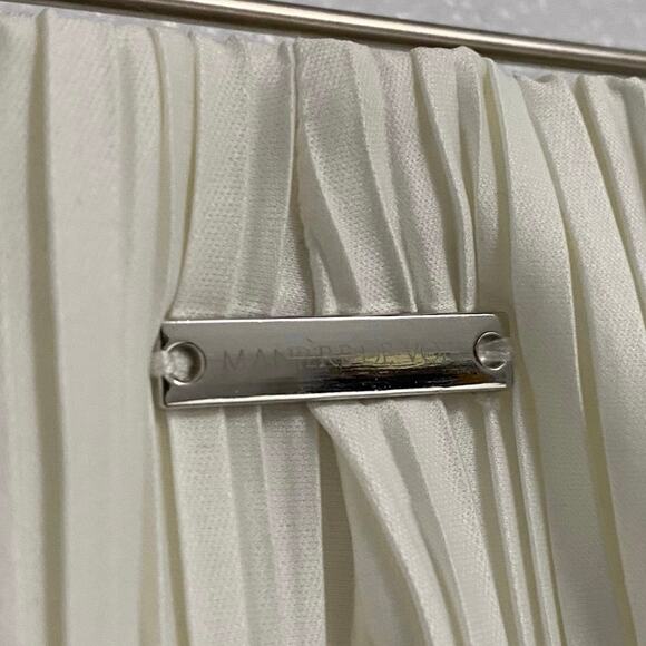 Maniere De Voir Pleat Accordion Flare High Rise Pants Ivory Women’s Size 6 edgy - Picture 9 of 9